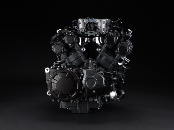 Yamaha VMax 2009 engine