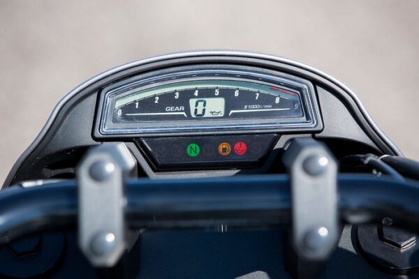 Suzuki Intruder M1800R BOSS 2014 dashboard detail