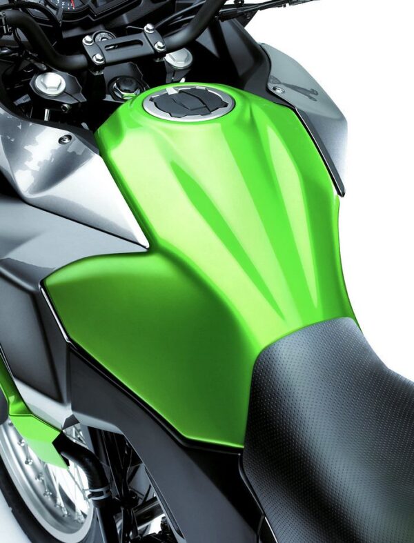 Kawasaki Versys-X 300 2017 fuel tank