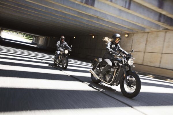 Triumph Street Twin 2019 headlight