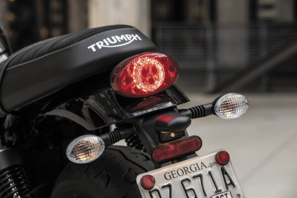 Triumph Street Twin 2019 taillight