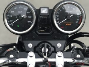 Honda CB400 Super Four 2014 dashboard