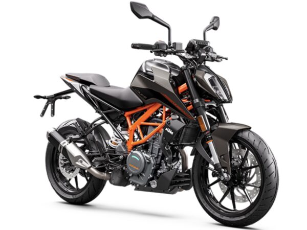 KTM 390 Duke 2023 front