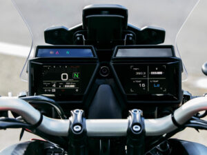 Yamaha Tracer 9 2021 dashboard