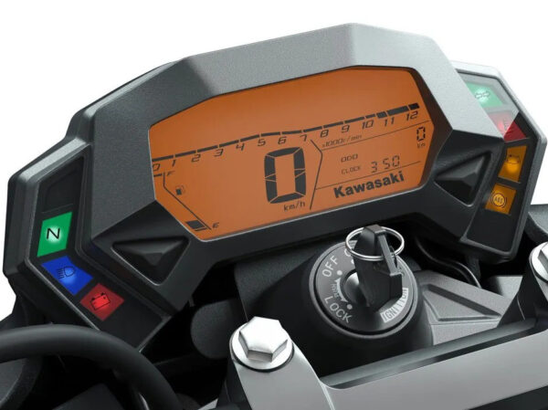 Kawasaki Z125 2022 dashboard