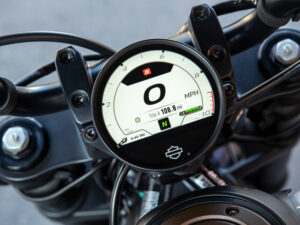 Harley-Davidson Sportster S 2022 dashboard