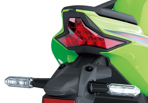 Kawasaki Ninja ZX-4RR KRT 2024 Lime Green Ebony taillight