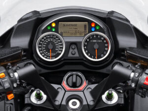 Kawasaki Concours 14 2015 dashboard