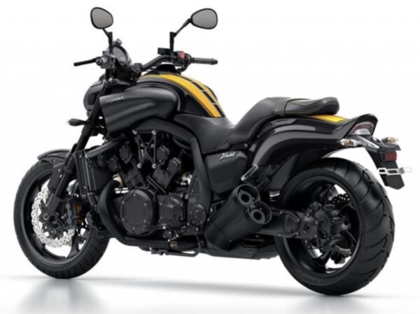 Yamaha VMax 2016 back