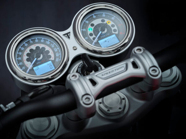 Triumph Speed Twin 2021 dashboard