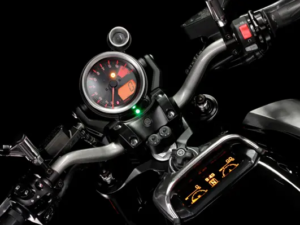 Yamaha VMAX 2020 dashboard