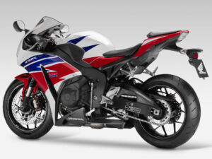 Honda CBR1000RR Fireblade 2015 Ross White back