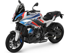 BMW M 1000 XR 2024 front