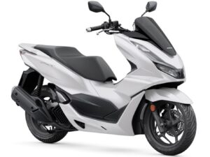 Honda PCX125 2021 front