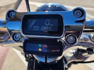 Harley-Davidson Softail Standard 2022 dashboard