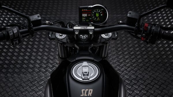 Ducati Scrambler Full Throttle 2025 cockpit