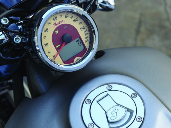 Indian Scout 2015 dashboard