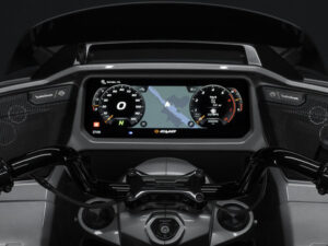 Harley-Davidson CVO Road Glide 2023 dashboard