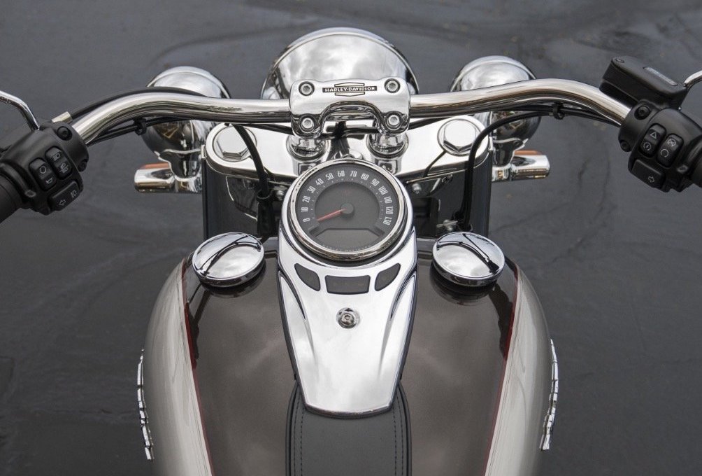 Harley-Davidson Deluxe (2018-2020) Philharmonic Moto