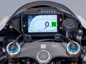 Honda CBR1000RR-R Fireblade SP 2022 30th Anniversary dashboard