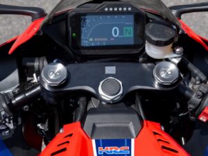 Honda CBR1000RR-R Fireblade 2022 dashboard