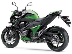 Kawasaki Z800 2015 back