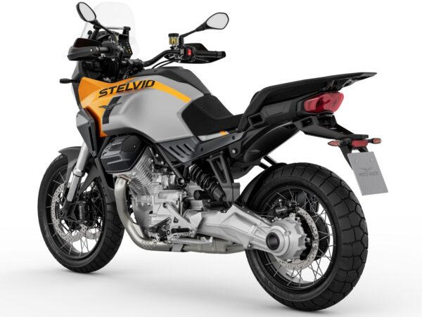 Moto Guzzi Stelvio 2024 back