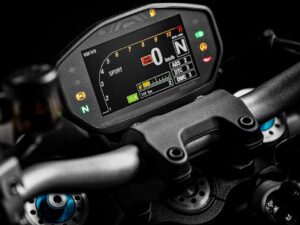 Ducati Monster 1200 S 2020 dashboard