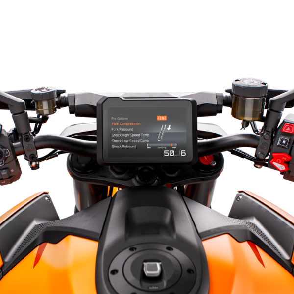 KTM 1390 Super Duke R Evo 2024 cockpit