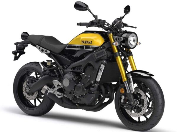 Yamaha XSR900 2016 front