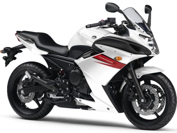 Yamaha XJ6 Diversion F 2011 white front