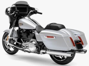 Harley-Davidson Street Glide 2024 White Onyx Pearl Chrome back