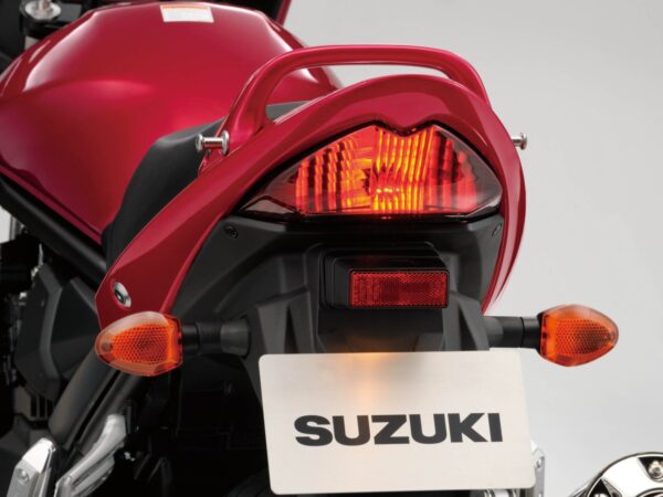 Suzuki GSF1250S Bandit 1250S 2015 red back