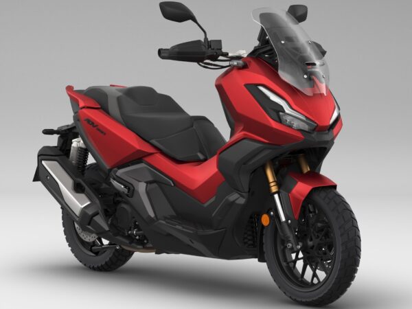 Honda ADV350 2022 Mat Carmelian Red Metallic front