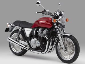 Honda CB1100EX 2017 Candy Prominence Red front