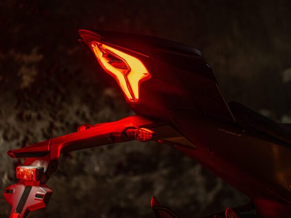 CFMoto 450SR-S 2024 taillight