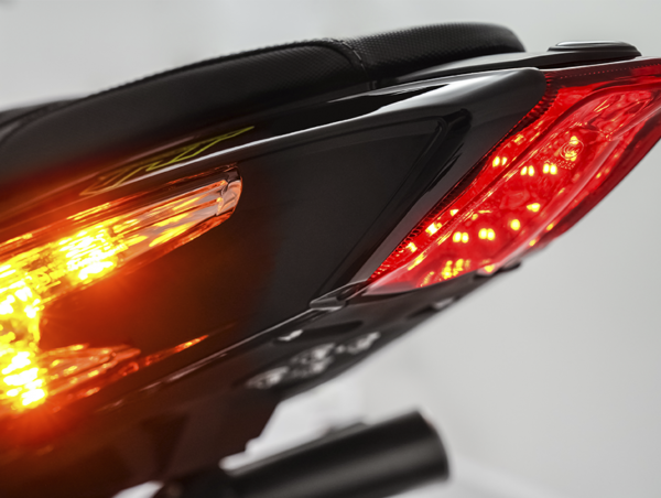 Benelli TNT 125 2022 taillight