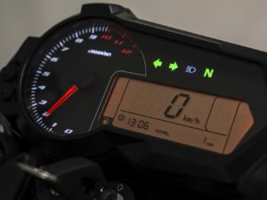 Benelli TNT 125 2022 dashboard