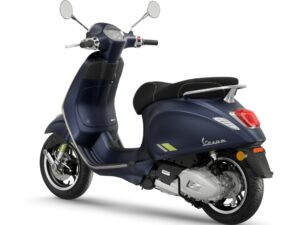 Vespa Primavera Tech 125 2024 Blu Energico Opaco back