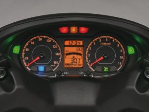 Suzuki Burgman 200 2022 dashboard