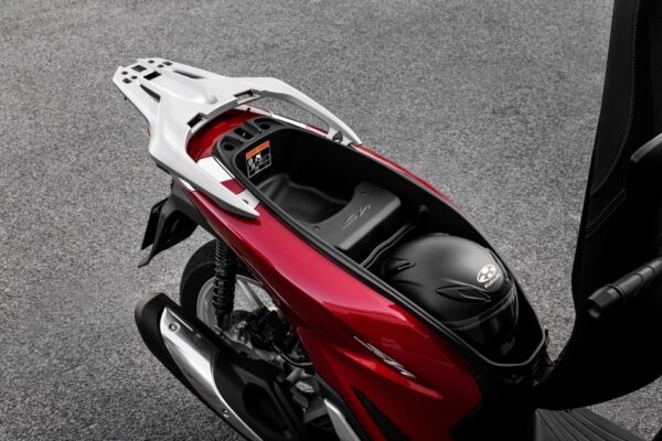 Honda SH150i 2020 under seat storage