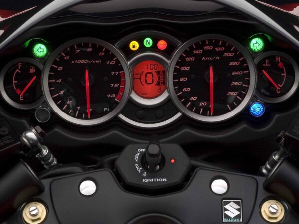 Suzuki GSX1300R Hayabusa 2010 dashboard