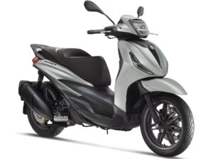 Piaggio Beverly S 300 2021 front