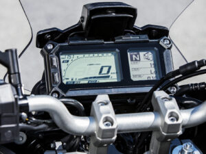 Yamaha Tracer 900 2018 dashboard