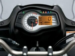 Suzuki V-Strom 650 2012 dashboard