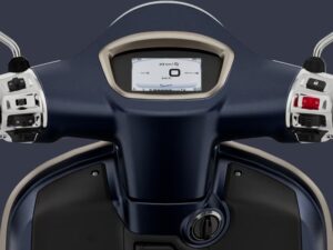 Vespa GTS Super Tech 125 2024 dashboard