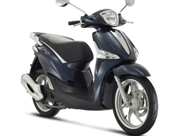 Piaggio Liberty 150 2016 blue front