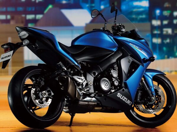 Suzuki GSX-S1000F 2015 blue back