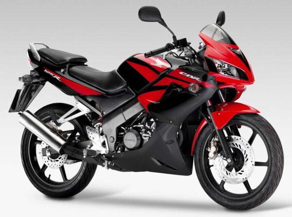 Honda CBR125R 2007 red front