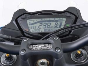 Suzuki GSX-S1000F 2015 blue dashboard